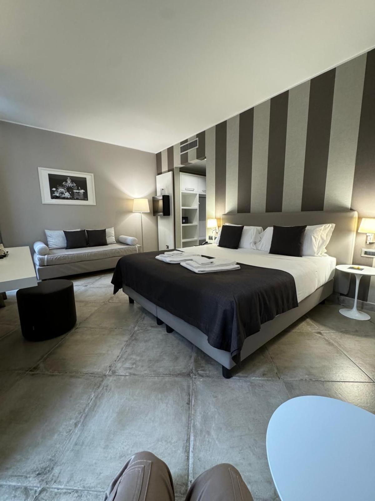 Etnea 454 Catania Luxury Rooms Екстер'єр фото