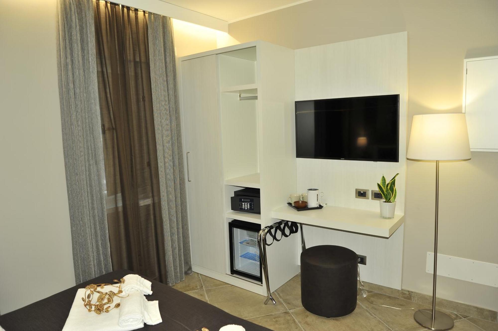 Etnea 454 Catania Luxury Rooms Екстер'єр фото
