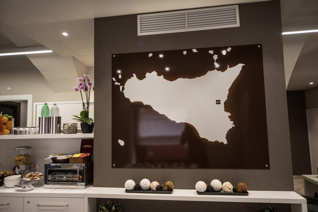 Etnea 454 Catania Luxury Rooms Екстер'єр фото